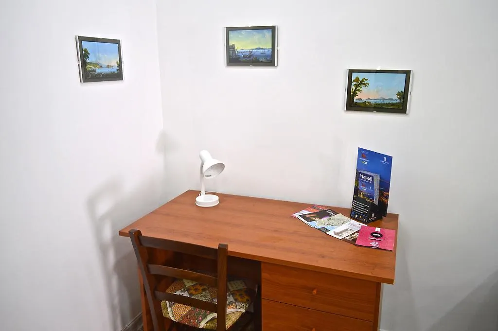 Daily Relax Apartment Naples 0*,